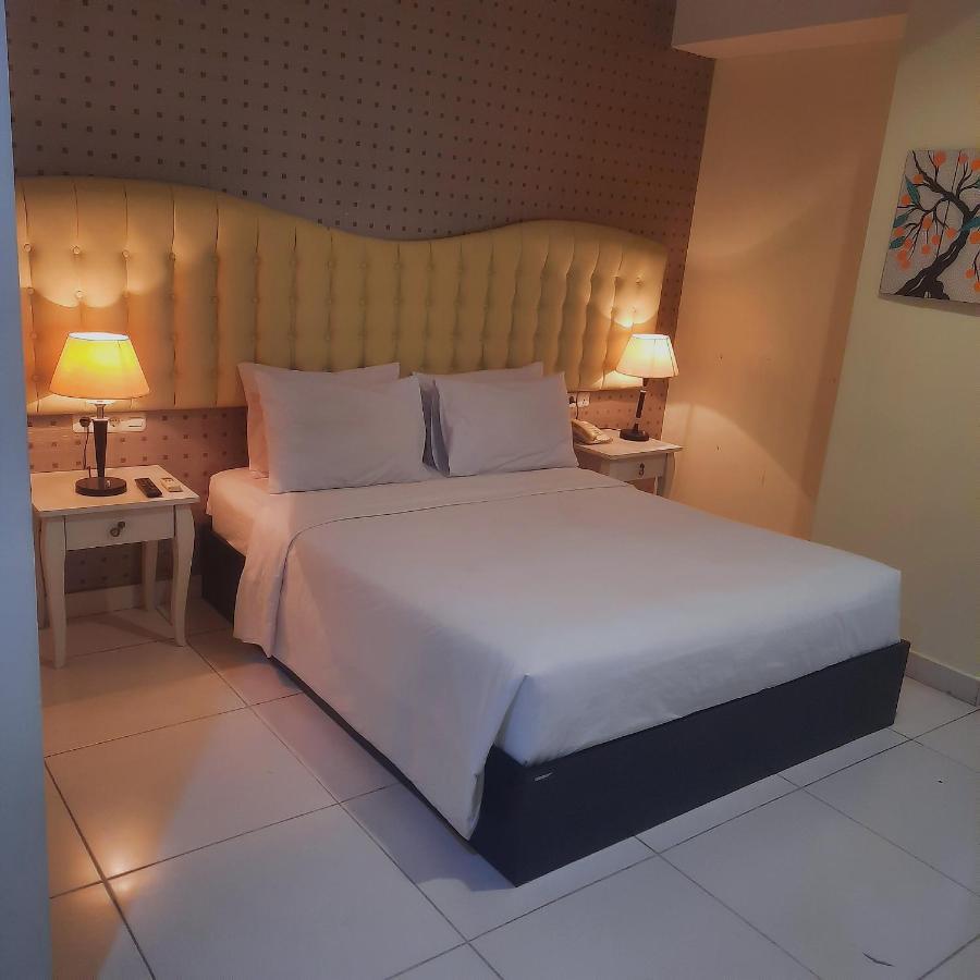 Hotel Anaya Hotel&ballroom 3*