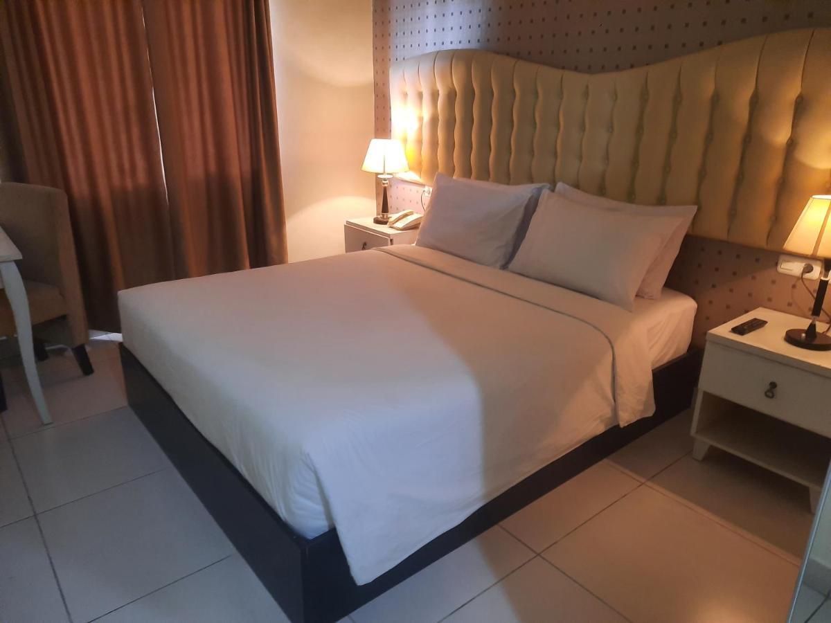 Anaya Hotel&ballroom 3* Medan